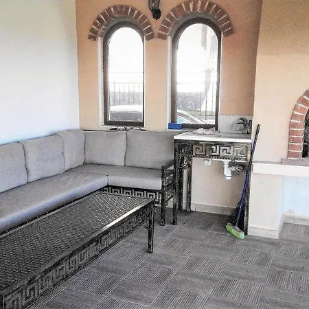 Three-bedroom Holiday In Village בית נופש *