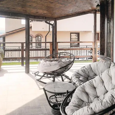 בית נופש Three-bedroom Holiday In Village