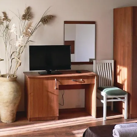 Three-bedroom Holiday In Village Tatil Evi *