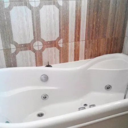 Tatil Evi Three-bedroom Holiday In Village *